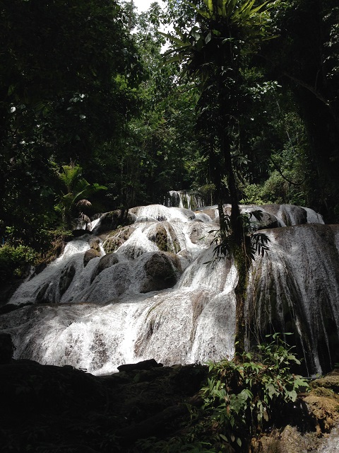Saluopa waterfall